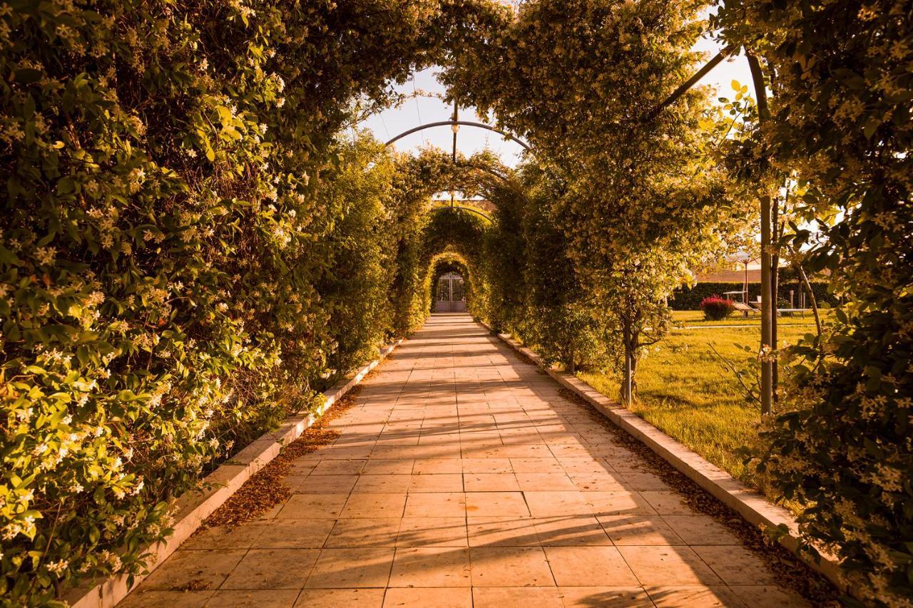 Tenuta Giardini Nuovi Novoli Zewnętrze zdjęcie